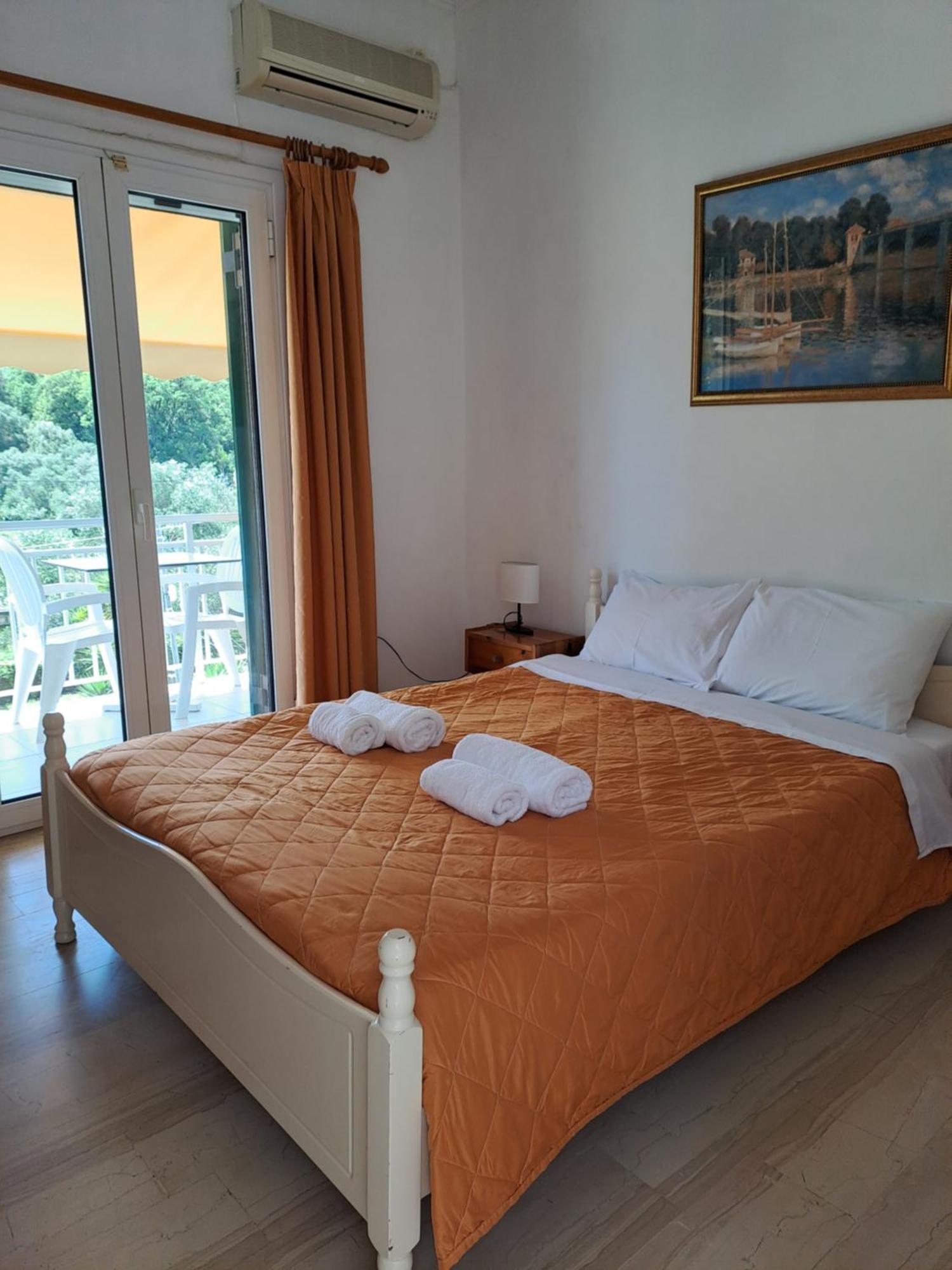 מסונגי Evridiki Apartments מראה חיצוני תמונה