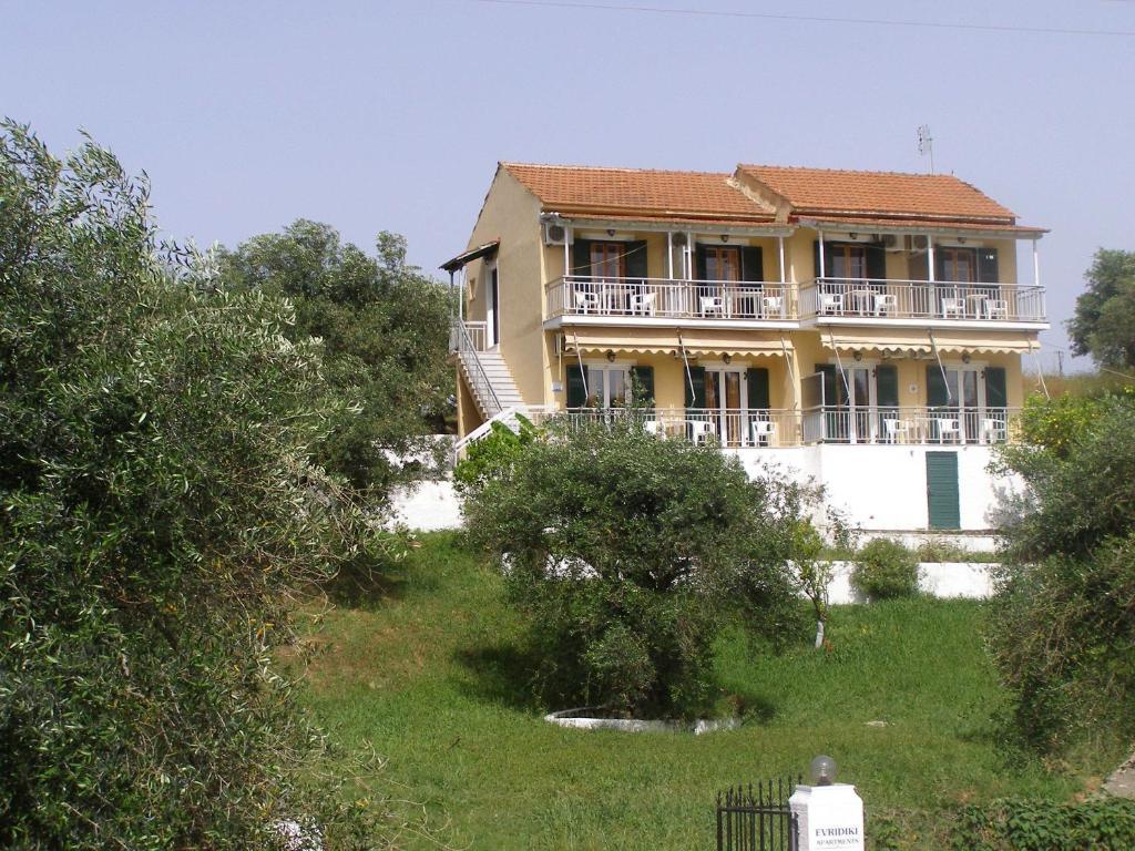 מסונגי Evridiki Apartments מראה חיצוני תמונה