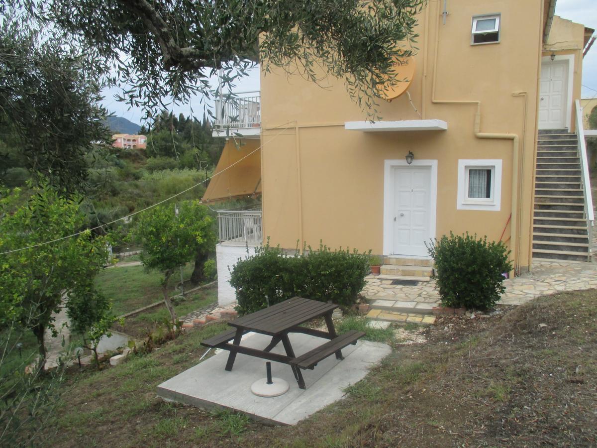 מסונגי Evridiki Apartments מראה חיצוני תמונה